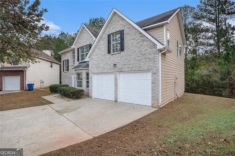 Fairburn, GA 30213,6876 WILDBOAR DR