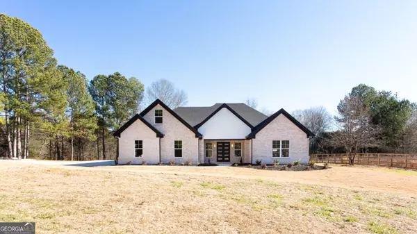 4072 Donna, Loganville, GA 30052