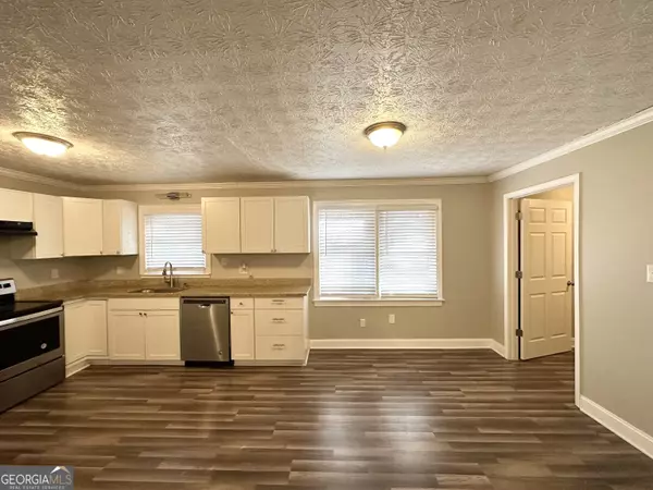 Dallas, GA 30157,121 Pine Forest DR