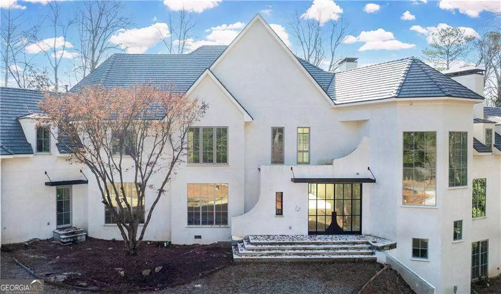 Atlanta, GA 30327,1890 W Paces Ferry RD NW