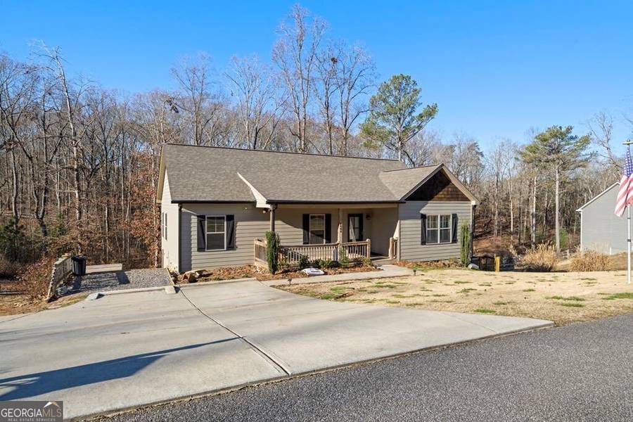 464 Meadow CIR, Ellijay, GA 30540