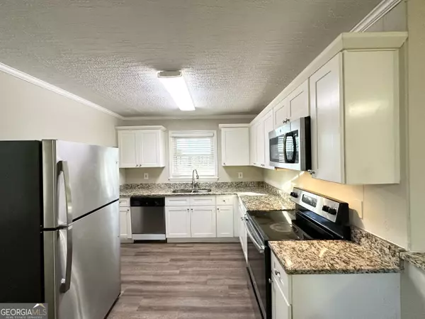 Atlanta, GA 30354,60 Oak DR SW
