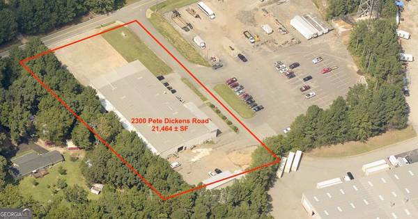 2300 Pete Dickens RD, Bogart, GA 30622