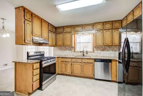 Locust Grove, GA 30248,40 APACHE CT