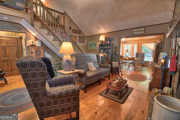 Clayton, GA 30525,31 Creekside LN