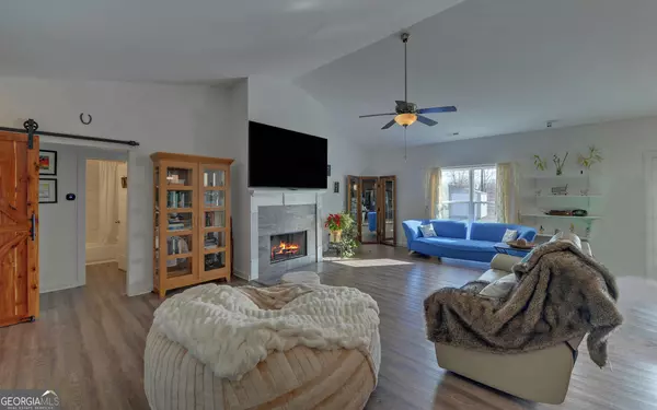 Hartwell, GA 30643,640 North Point