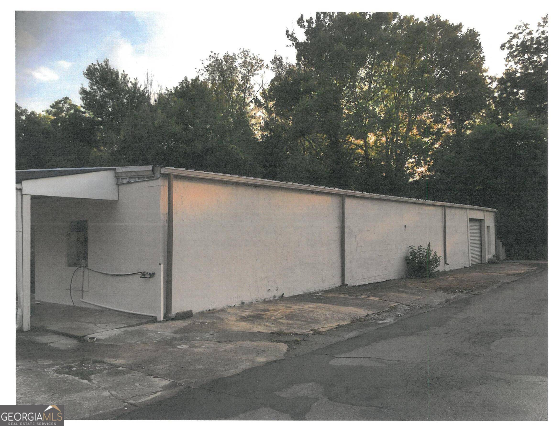 Lindale, GA 30147,700 Park AVE SE