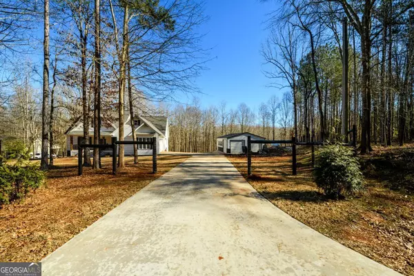 Commerce, GA 30529,261 Harden Bridge RD