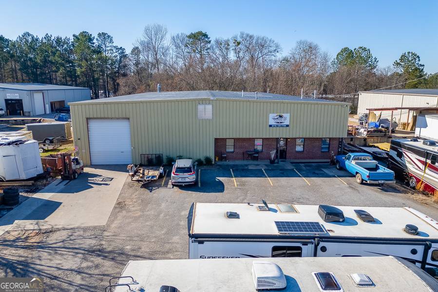 533 Commercial DR, Statham, GA 30666