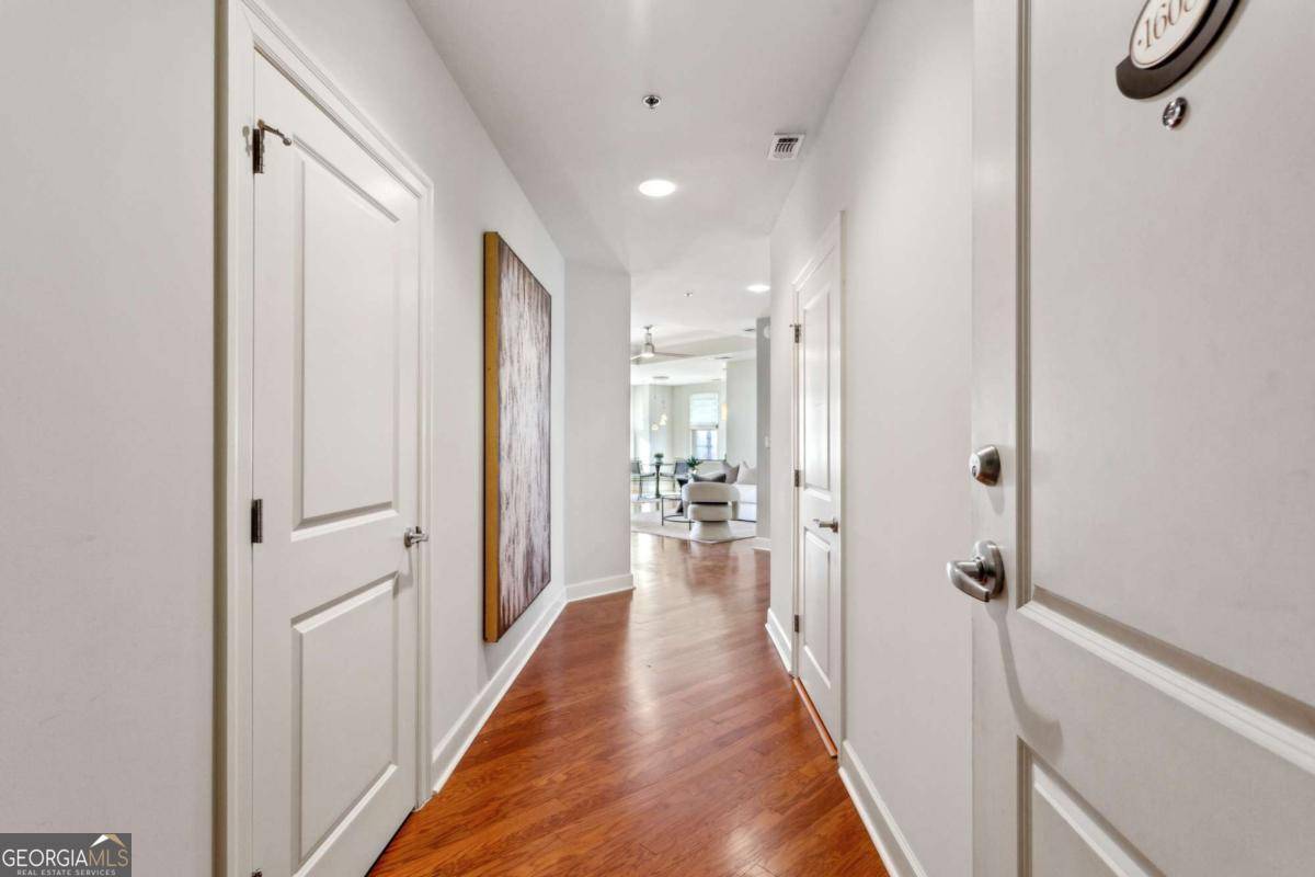 Atlanta, GA 30305,325 E Paces Ferry RD NE #1608