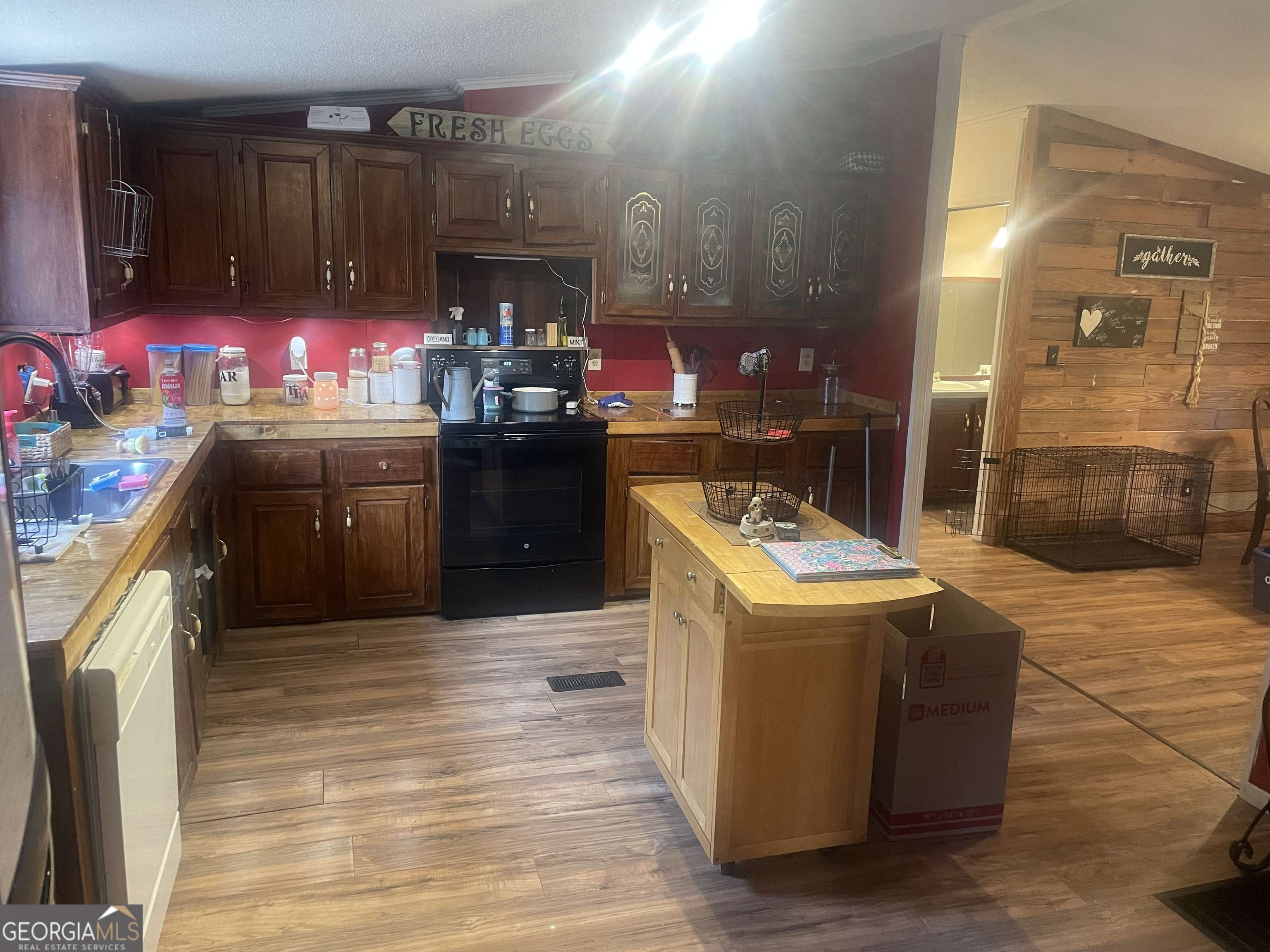 Soperton, GA 30457,82 Truckers TRL