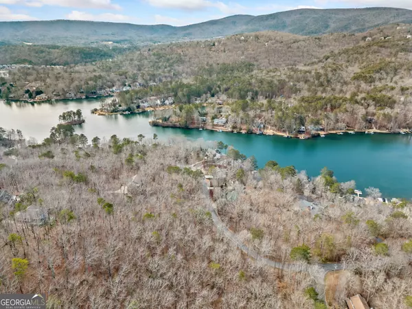 Waleska, GA 30183,285 Hillside DR
