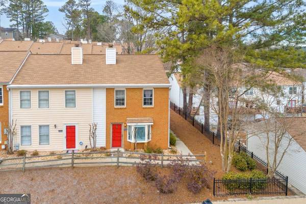 207 Holcomb Ferry, Roswell, GA 30076