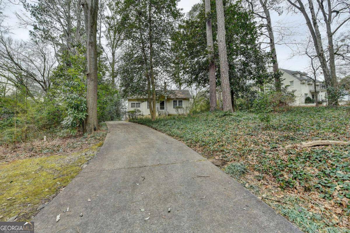 Atlanta, GA 30342,3928 Wieuca RD NE