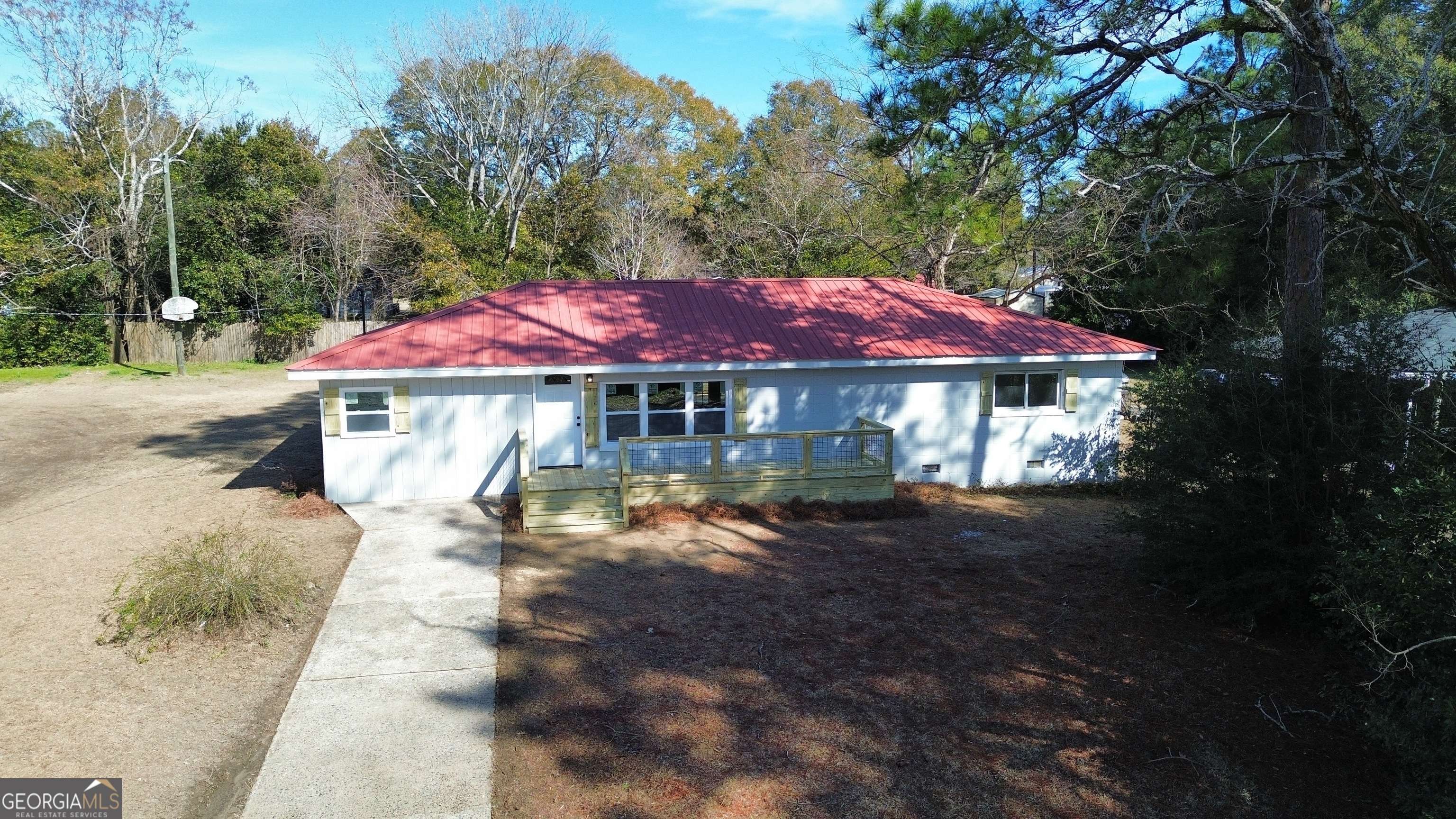 120 Pinecone DR, East Dublin, GA 31027