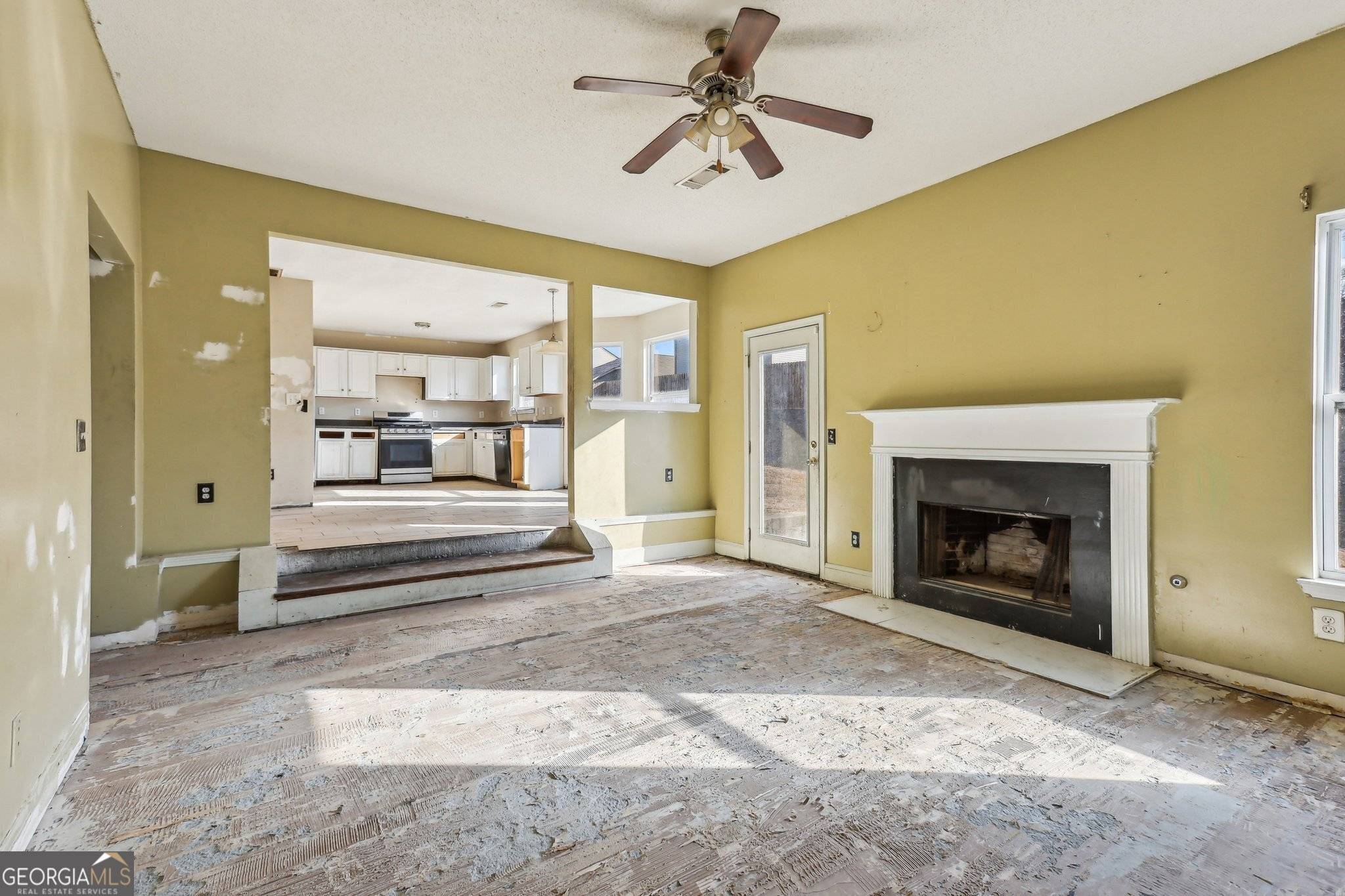 Atlanta, GA 30349,4160 Alveston DR