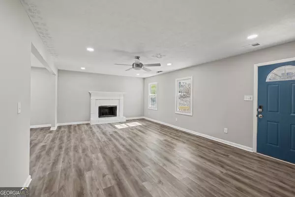 Auburn, GA 30011,1506 Country CT