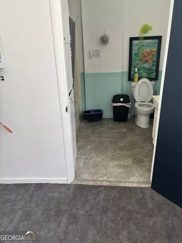 Claxton, GA 30417,12133 HENRY ST