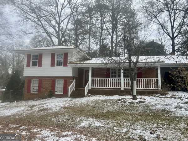 831 Bel Air, Griffin, GA 30224