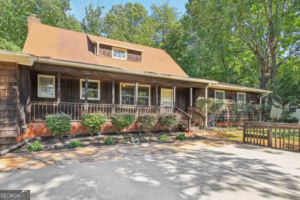 19 Roving Hills CIR, Cartersville, GA 30121
