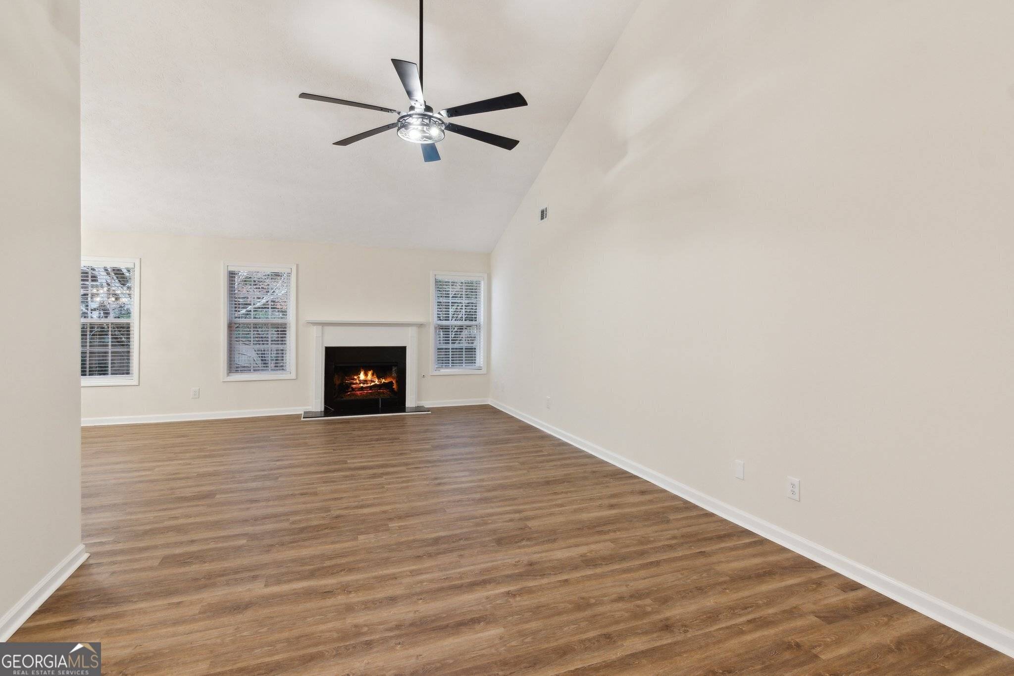 Buford, GA 30518,595 Ellesmere WAY