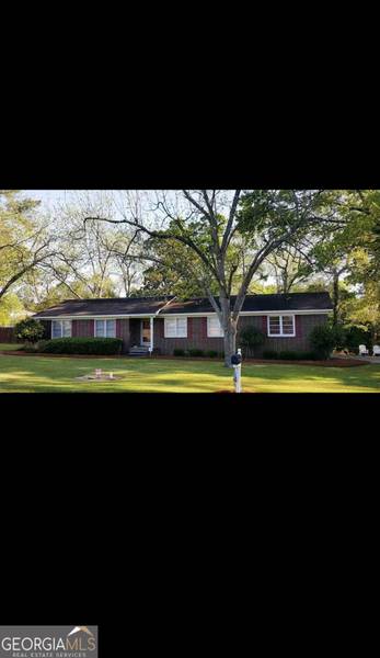 102 W McDuffie, Hawkinsville, GA 31036