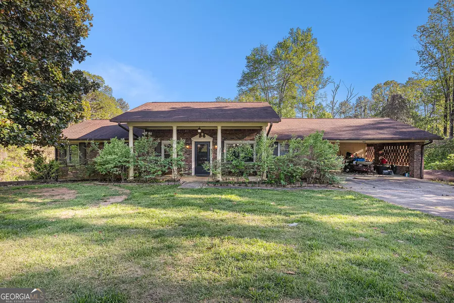 4918 Old Cornelia HWY, Lula, GA 30554