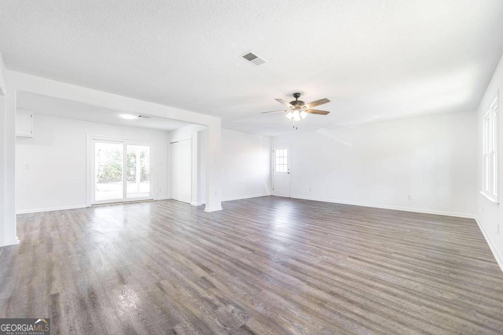 Warner Robins, GA 31088,219 Laverne DR