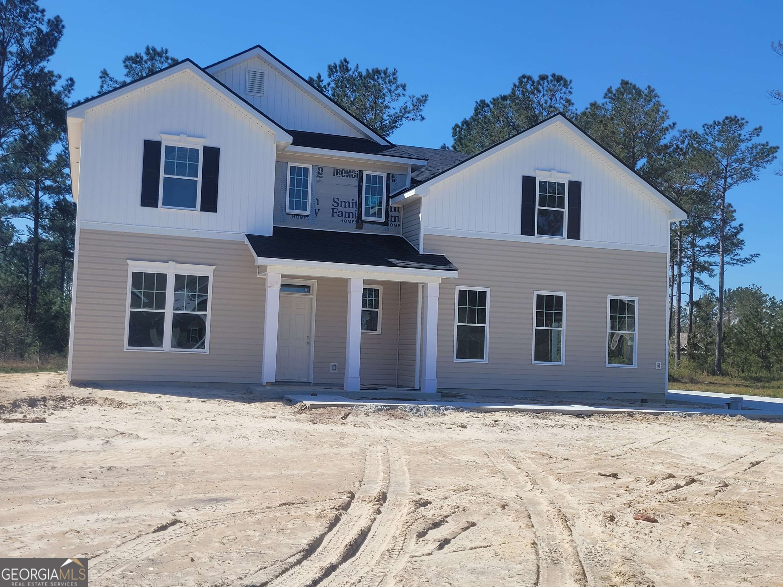 311 Longshore DR, Kingsland, GA 31548