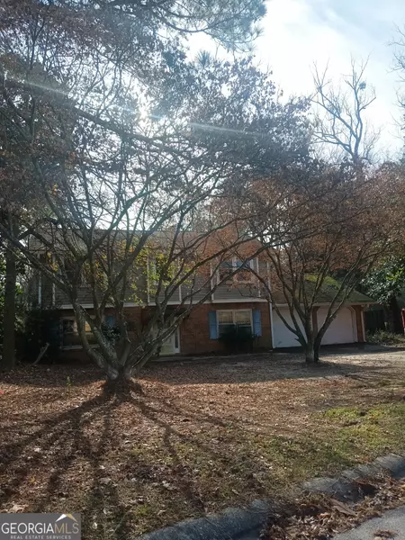 6238 Lance LN, Riverdale, GA 30274