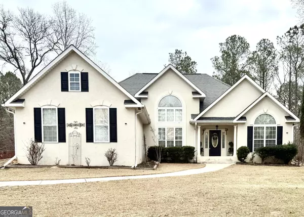 Milledgeville, GA 31061,154 Honeysuckle RD NW
