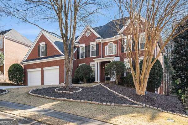 4284 Balmoral Glen, Berkeley Lake, GA 30092