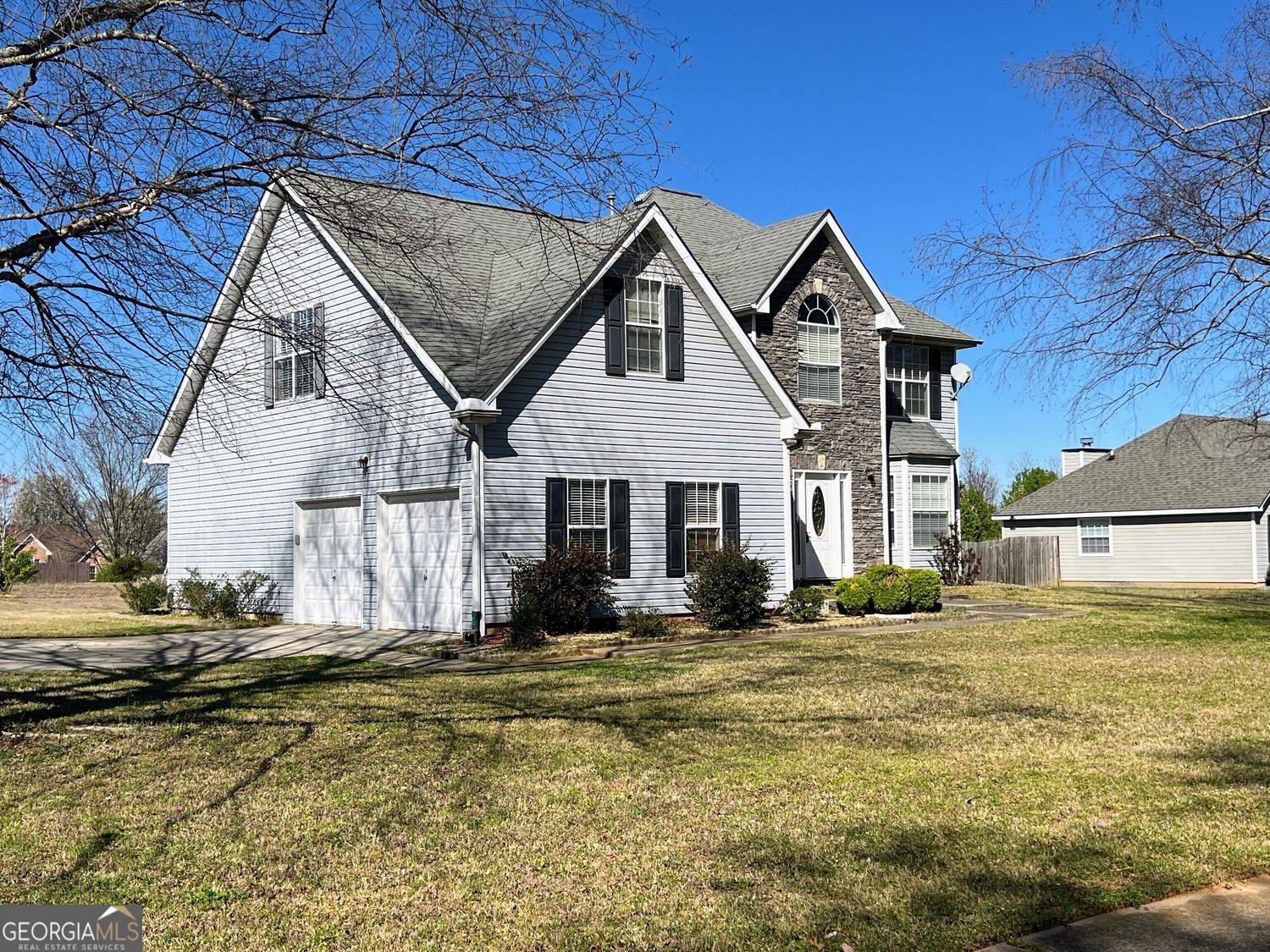 825 Karie DR, Mcdonough, GA 30253