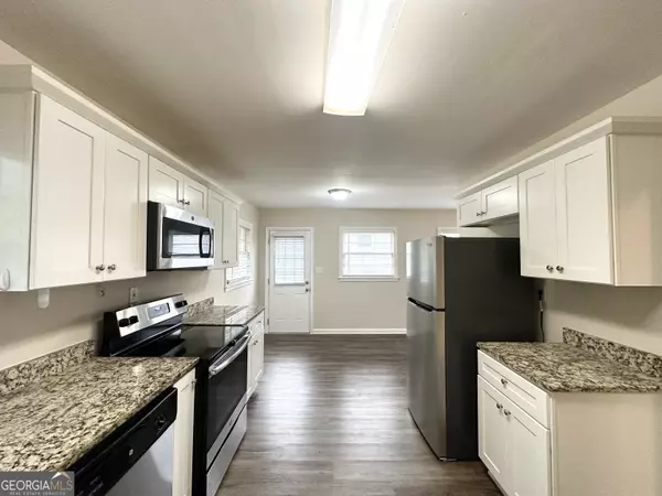 Decatur, GA 30032,1986 Bandera DR