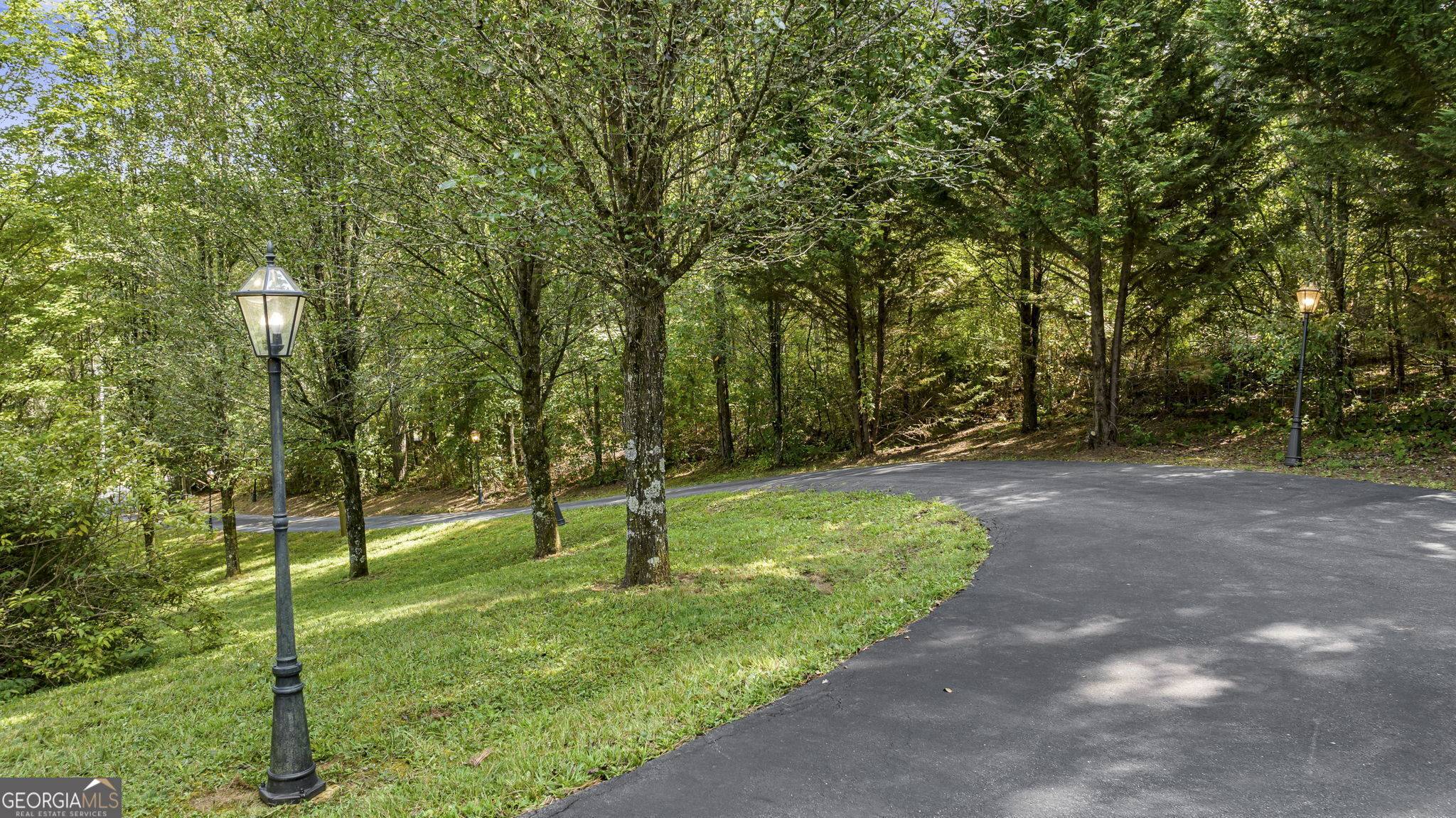 Copperhill, TN 37317,271 Postelle RD