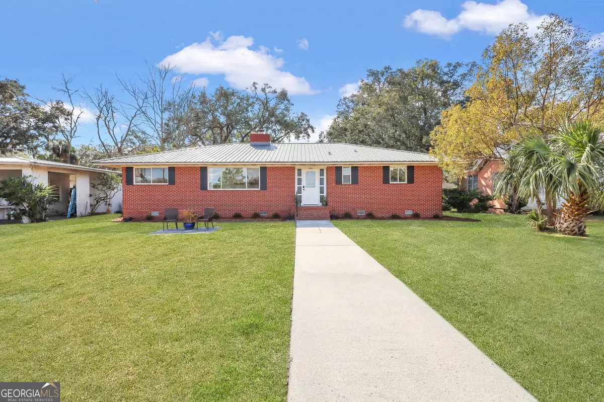 Brunswick, GA 31520,1207 Lanier BLVD