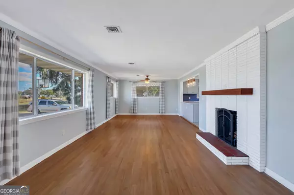 Brunswick, GA 31520,1207 Lanier BLVD