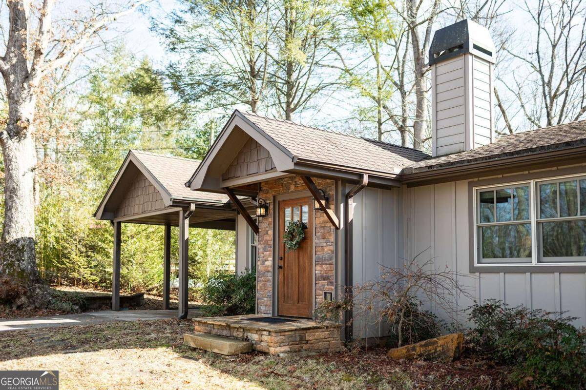 665 Davis RD, Blue Ridge, GA 30513