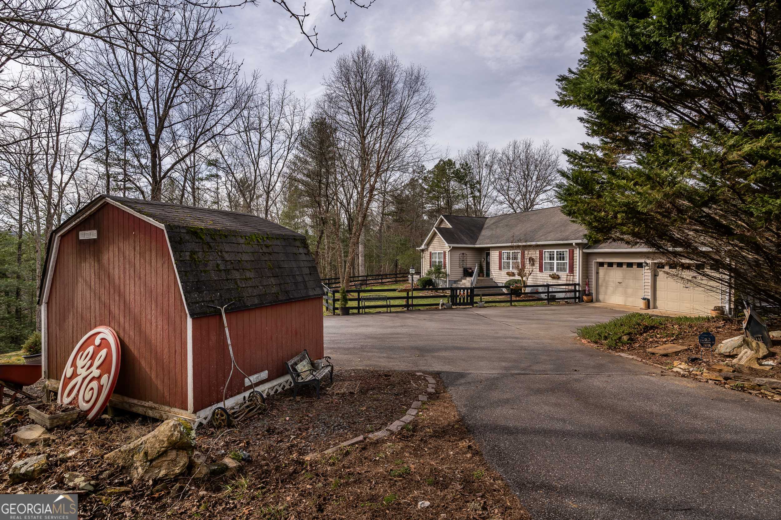 Murphy, NC 28906,112 Deer Ridge