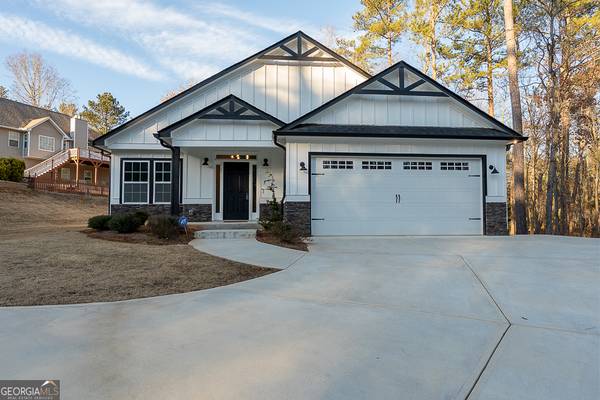 8162 Lakeview Pkwy, Villa Rica, GA 30180