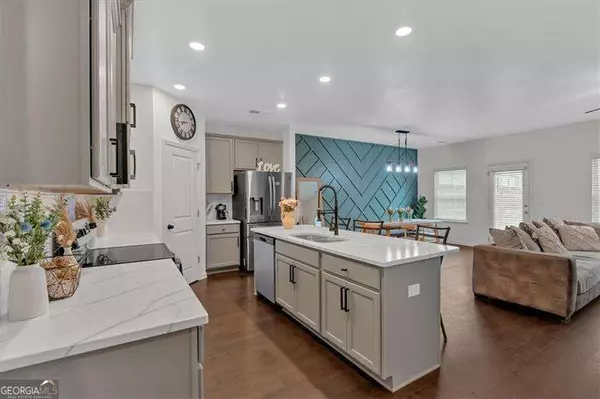 Lithonia, GA 30058,5528 Donerail ST
