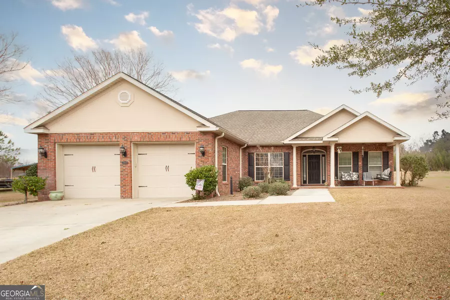 516 Pinehurst DR, Blackshear, GA 31516