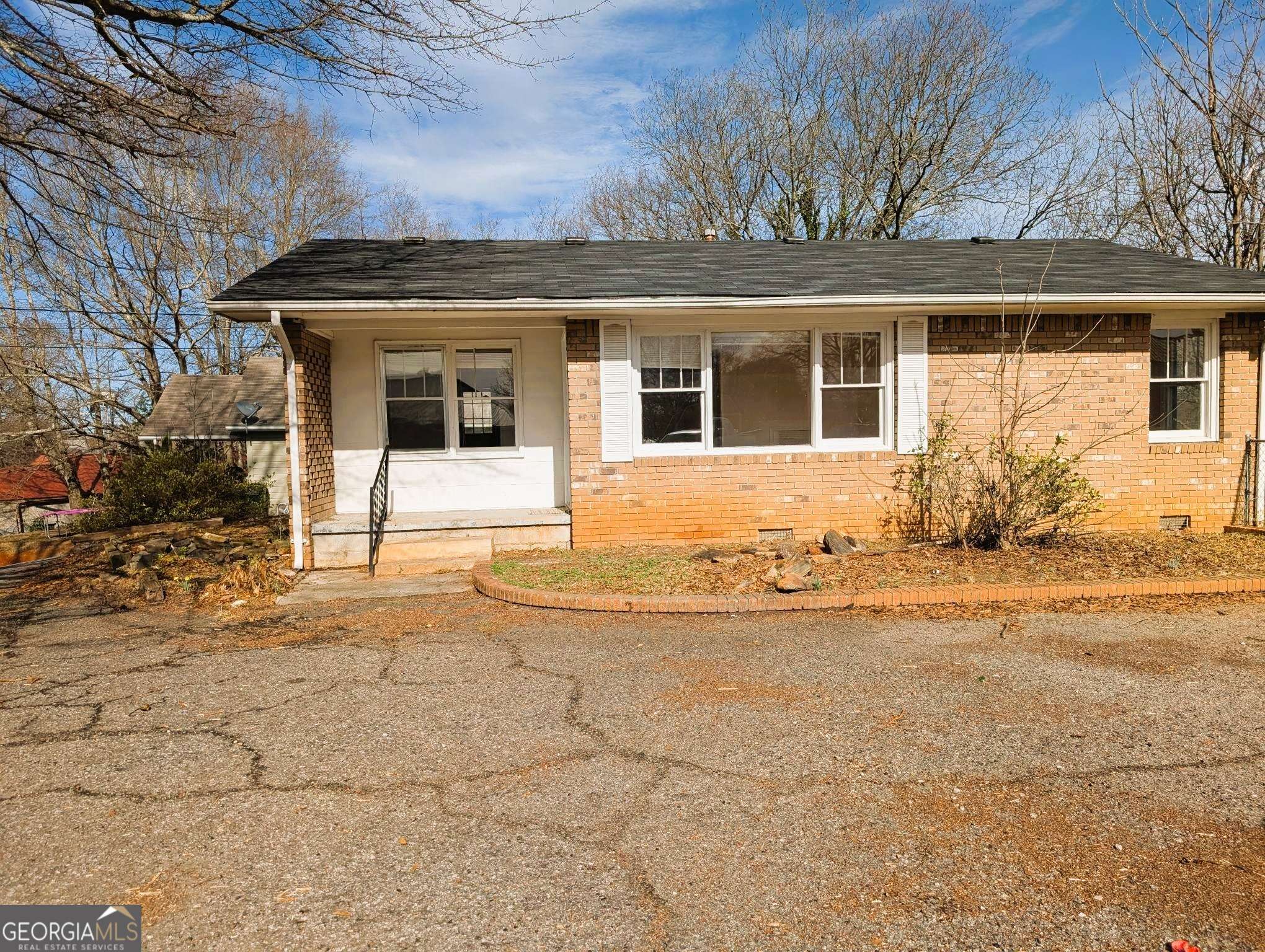Toccoa, GA 30577,617 W Currahee ST