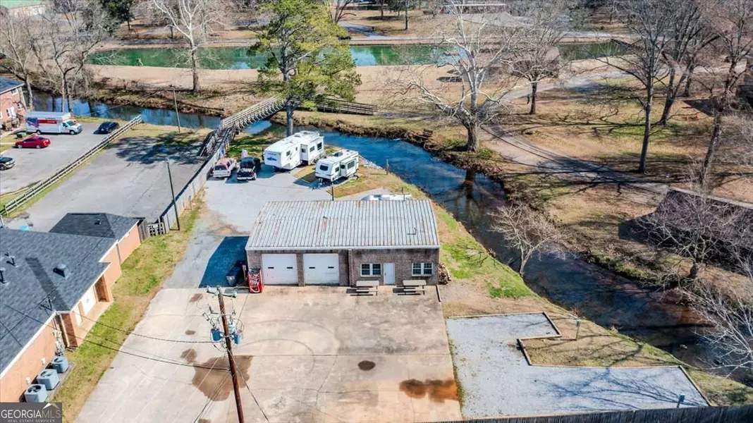 21 Cedartown HWY, Cave Spring, GA 30124