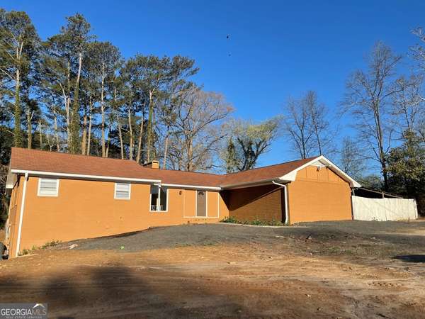 946 Hambrick RD, Stone Mountain, GA 30083