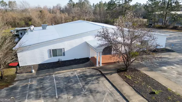 Baxley, GA 31513,1686 Golden Isles W