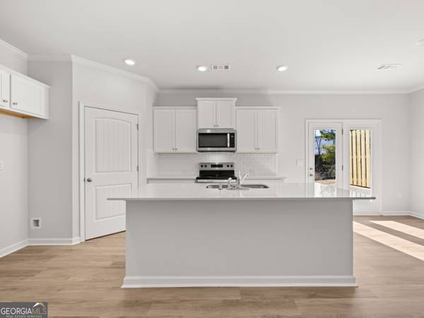 Flowery Branch, GA 30542,6658 Corryton ST
