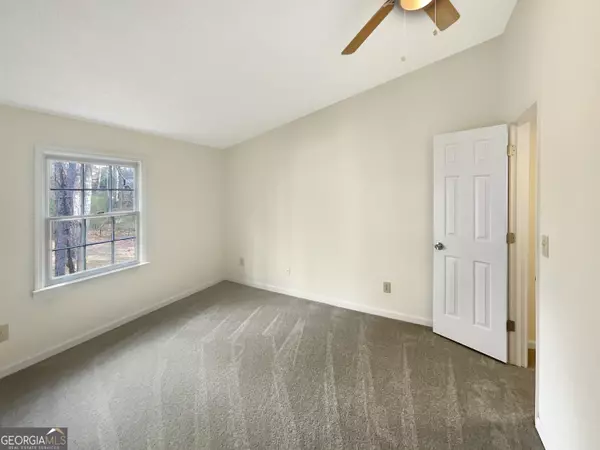 Sandy Springs, GA 30328,7040 Northgreen DR