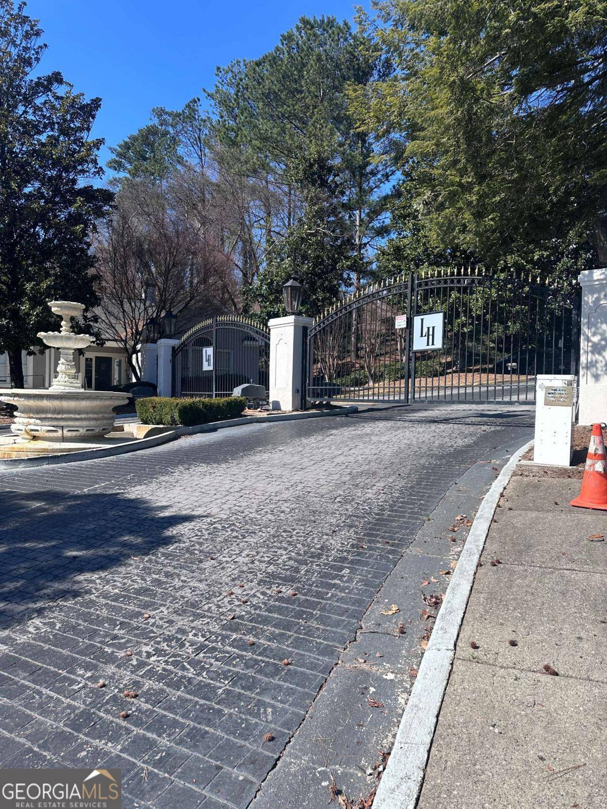 Atlanta, GA 30324,4106 PINE HEIGHTS DR NE