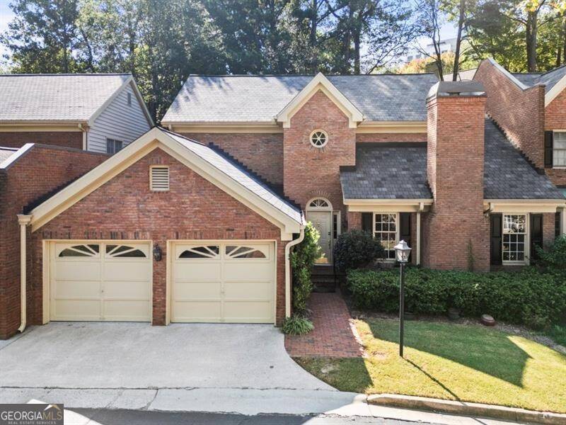 Atlanta, GA 30342,52 Ivy Chase NE